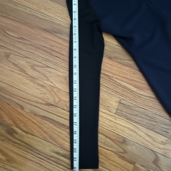 NWOT Stunning Navy & Black Two Piece Sweater Set - Picture 15 of 15